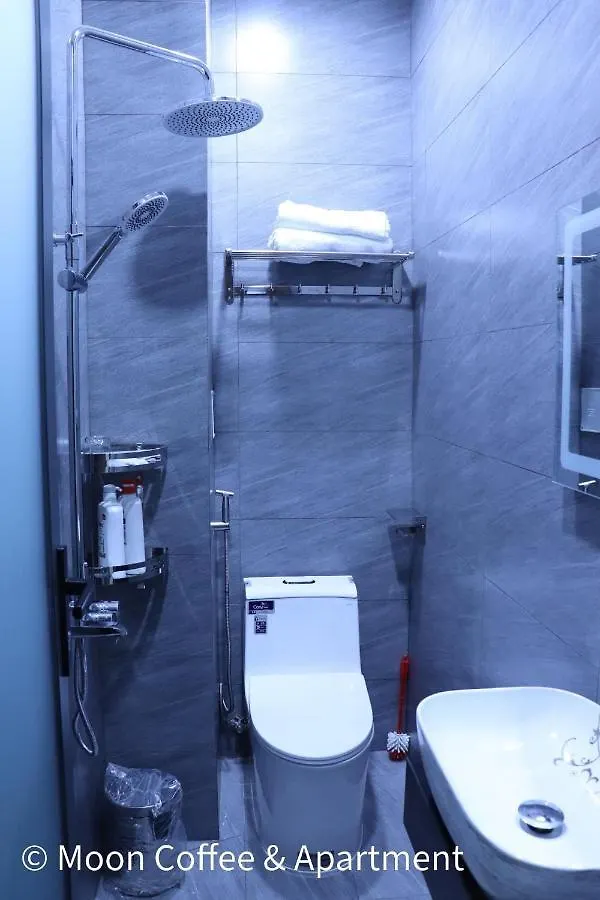 Moon Apartment 호치민
